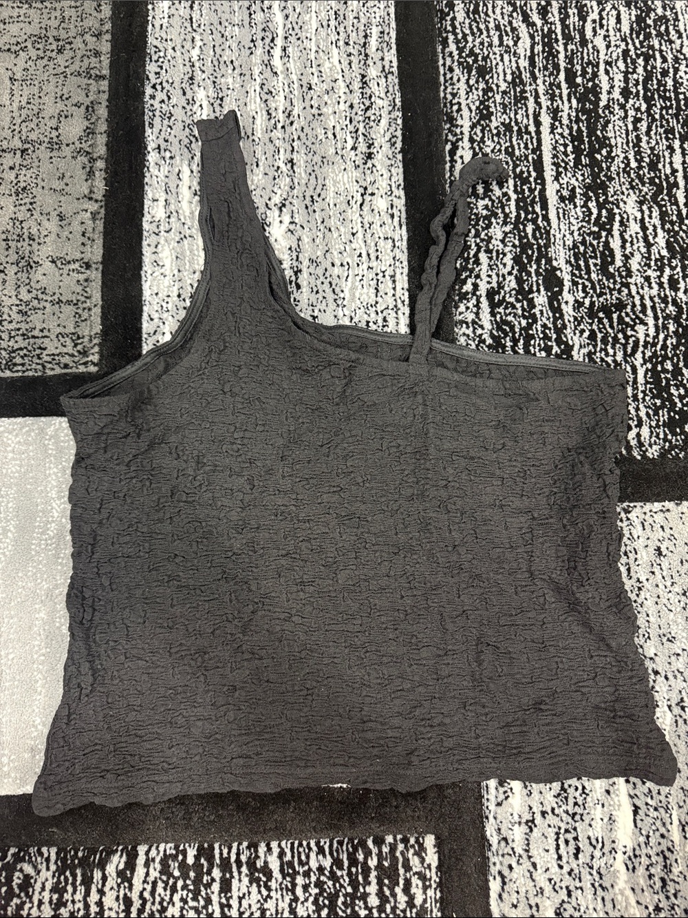 HALARA Black One-Shoulder Crinkle Camisole with Strap
